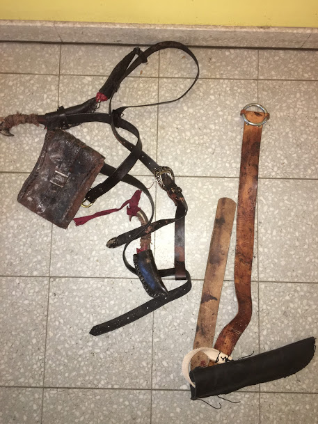 knife body belt 1.jpeg