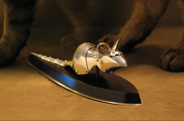 silber-turnier-rüstung-kunst-skulpturen-jeff-de-boer.jpg